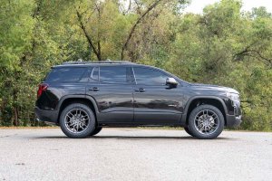 GMC Acadia Suspension Lift Kit - Rough Country - N3 Front Struts - '17-'23